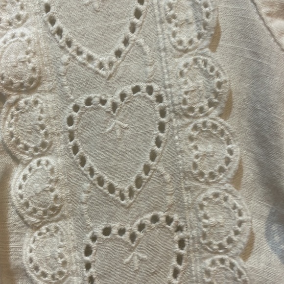 TopShop sz 4 Heart Eyelet Blouse - Picture 3 of 6
